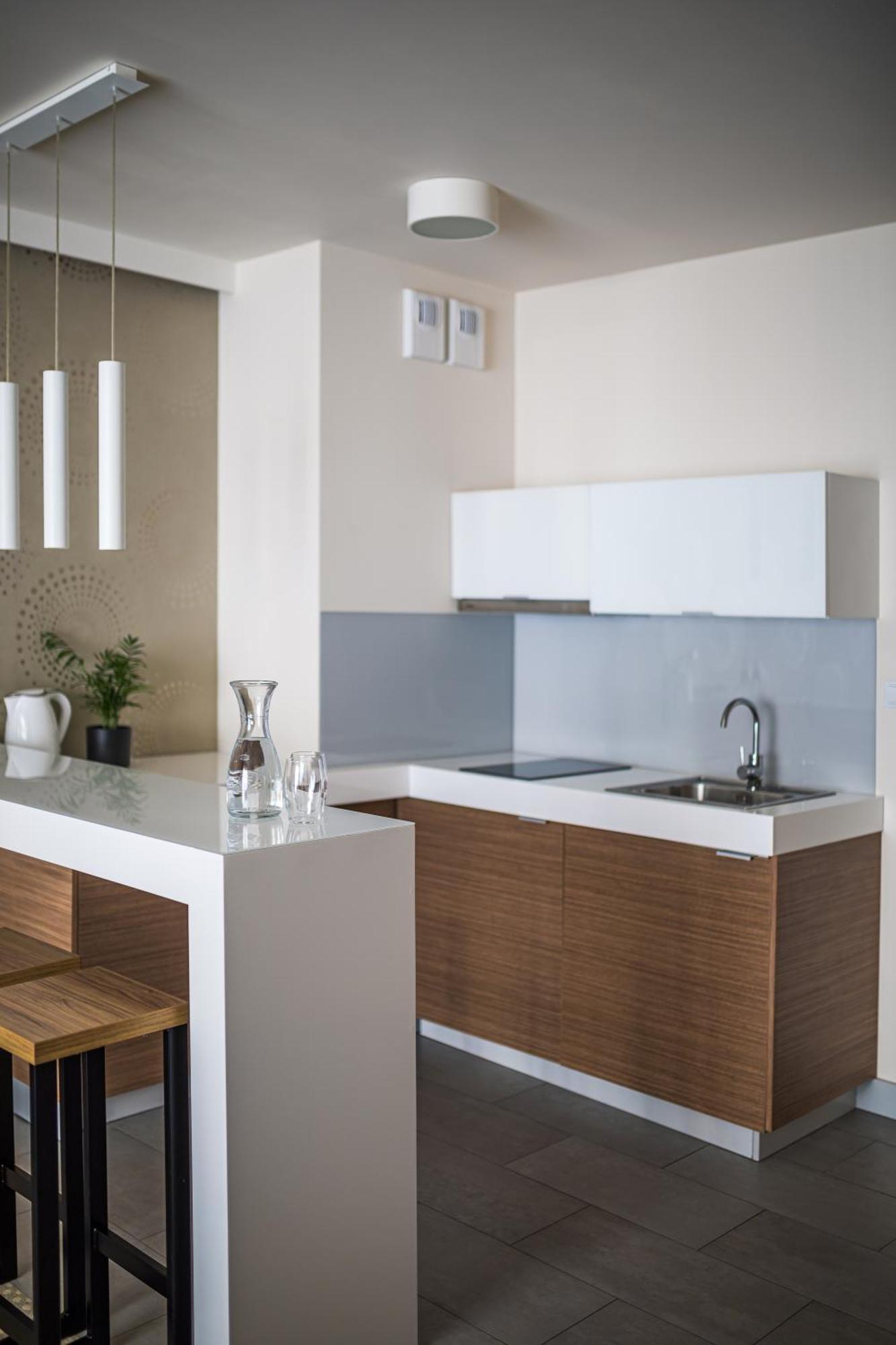 Rest Apartment *